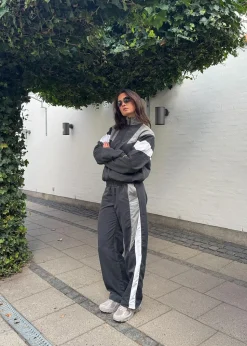 BETX(DI)VISION TRACK PANTS