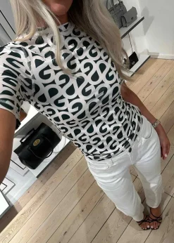 ELASTIC SHORT SLEEVE T-SHIRT