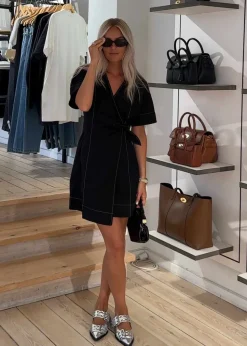 Feminine Buckle Ballerina Metallic