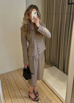 GaleMD 2 long shorts