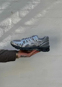 GEL-KAYANO 20