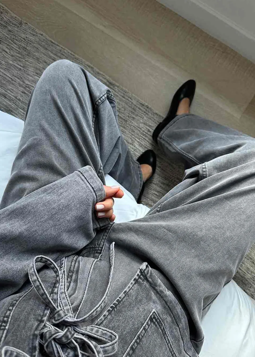 IsoldeMD solid pants