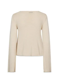 IvonneMD flared o-neck