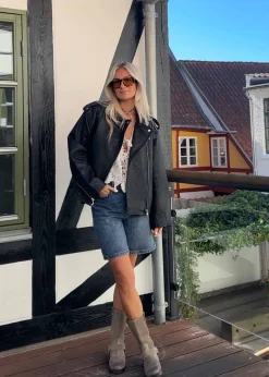 Maggie Blooke Shorts