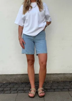 Maggie Brando Shorts