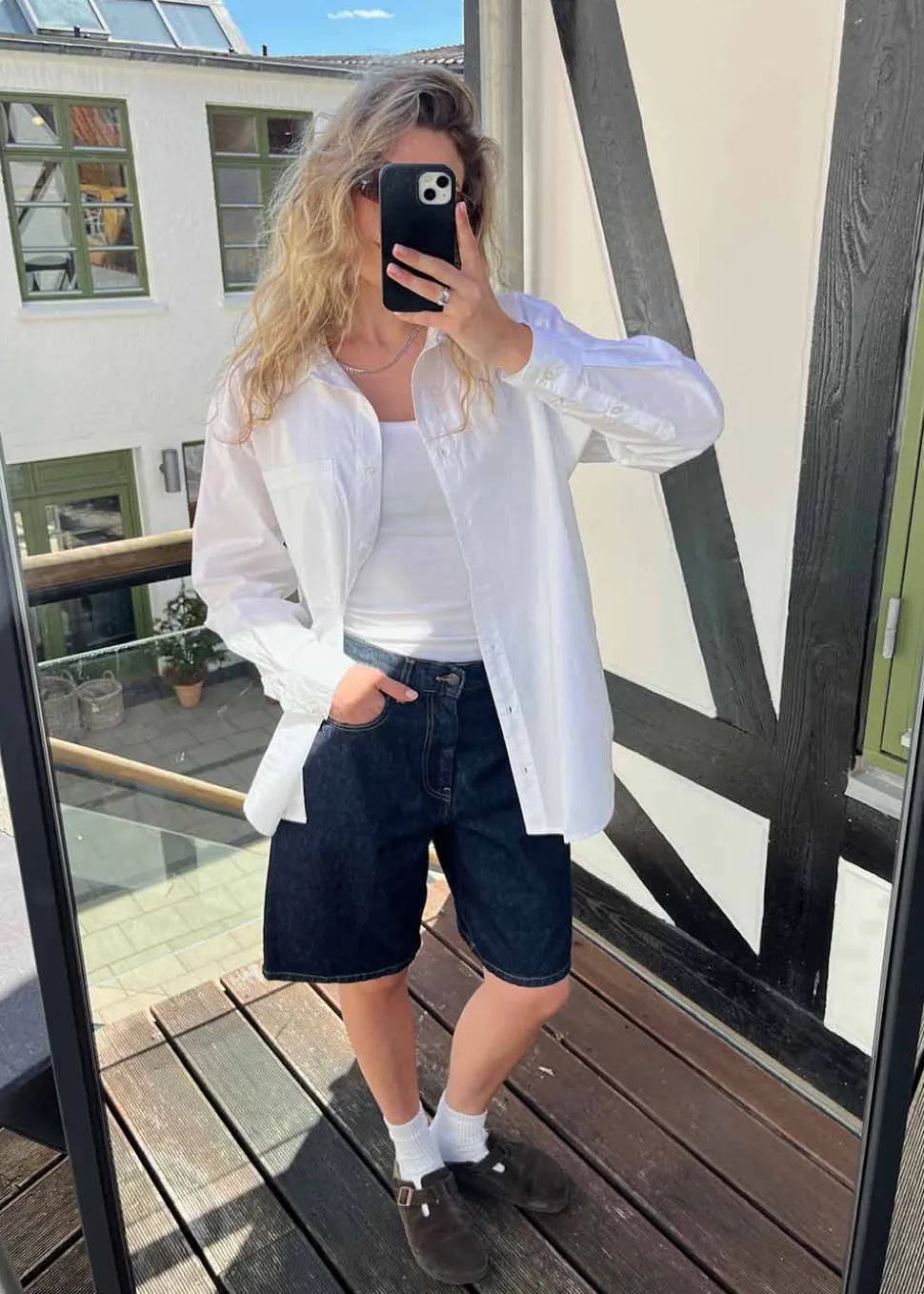 Maggie 90s Rinse Shorts