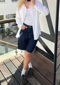 Maggie 90s Rinse Shorts