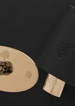 Medium Lily Glossy Goat