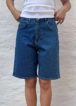 Nadjamd solid shorts