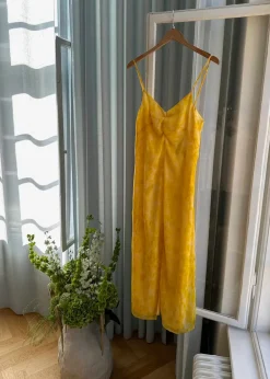 Napthalimd print strap dress