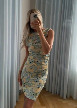 Nettiemd print dress
