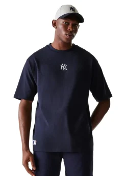 New York Yankees MLB League Essential