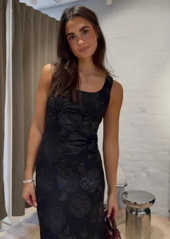 SEQUINS FITTED MAXI DRESS